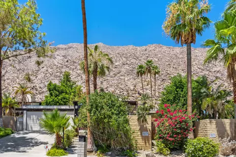 597 S La Mirada Rd, Palm Springs, CA 92264