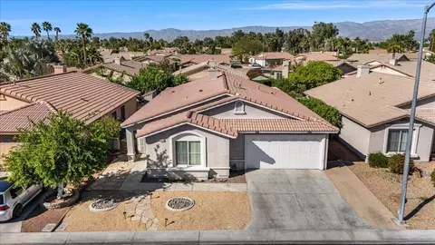 View/Area - 82420 Gregory Ct, Indio, CA 92201 photo 5 of 6