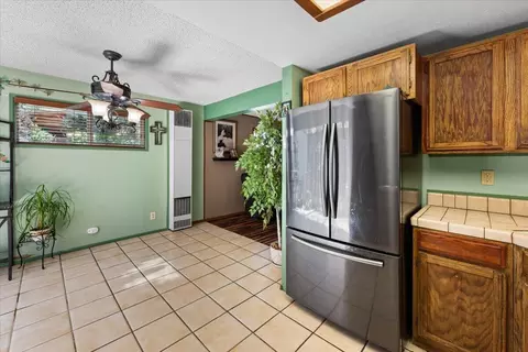 Other - 819 Holmes Ln, Sugarloaf, CA 92386 photo 4 of 9