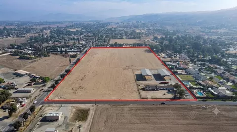 22060 Olivas, Nuevo, CA 92567