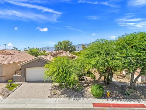 78759 Links Dr, Palm Desert, CA 92211