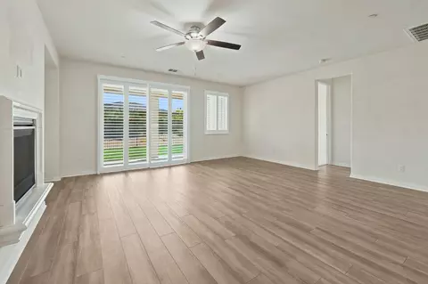 Living - 82753 Freeman Ct, Indio, CA 92201 photo 4 of 6