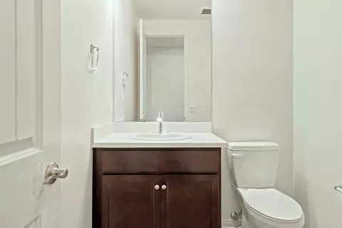 Bath - 82753 Freeman Ct, Indio, CA 92201 photo 2 of 3