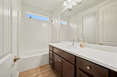 Bath - 82753 Freeman Ct, Indio, CA 92201 photo 3 of 3