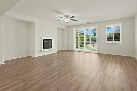Living - 82753 Freeman Ct, Indio, CA 92201 photo 2 of 6