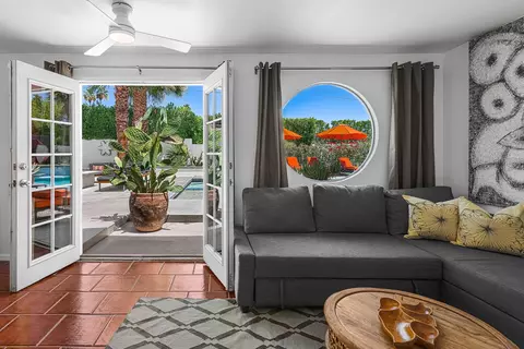 1620 El Alameda, Palm Springs, CA 92262