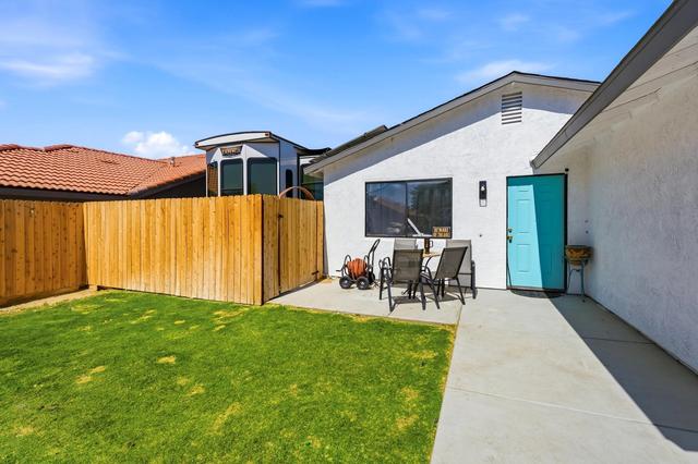 15705 Via Vis, Desert Hot Springs, CA 92240