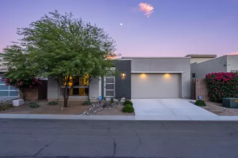 4270 Amber Ln, Palm Springs, CA 92262