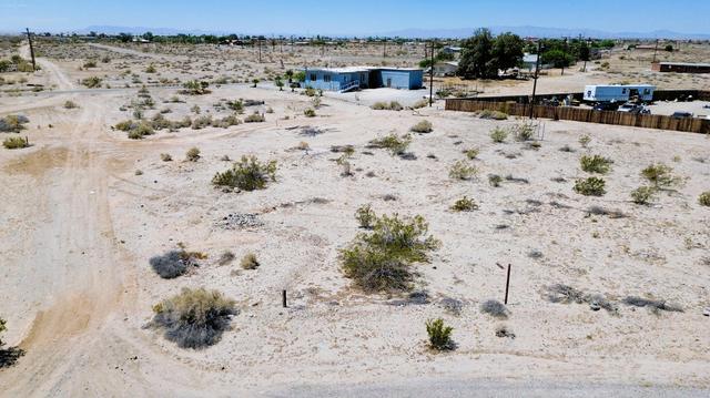 2503 Redondo Ave, Thermal, CA 92274