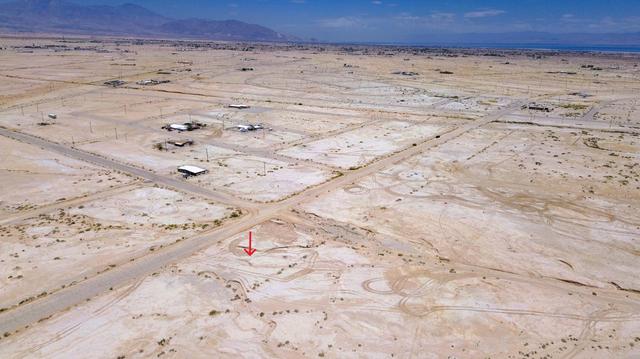 1978 Seaview Dr, Thermal, CA 92274