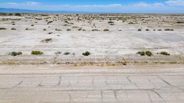 2004 Seaview Dr, Thermal, CA 92274