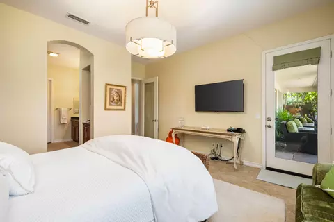Bedroom - 60463 Juniper Ln, La Quinta, CA 92253 photo 2 of 3