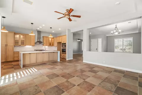 Living - 43798 Parkway Esplanade E, La Quinta, CA 92253 photo 10 of 10