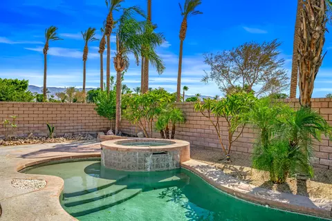 Exterior - 43798 Parkway Esplanade E, La Quinta, CA 92253 photo 14 of 18