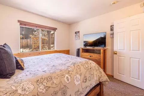 Bedroom - 1280 Constellation Dr, Big Bear City, CA 92314 photo 5 of 8
