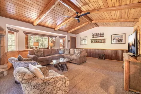 Living - 1280 Constellation Dr, Big Bear City, CA 92314 photo 3 of 4
