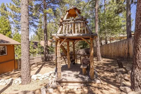 Exterior - 1280 Constellation Dr, Big Bear City, CA 92314 photo 8 of 10