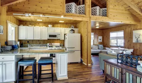 Kitchen - 24930 Pine Cove Rd, Idyllwild, CA 92549 photo 1 of 2