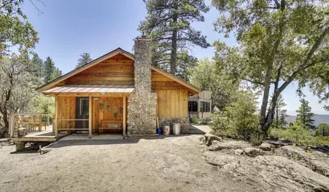 Exterior - 24930 Pine Cove Rd, Idyllwild, CA 92549 photo 6 of 8