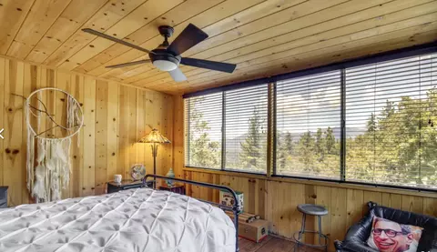 Bedroom - 24930 Pine Cove Rd, Idyllwild, CA 92549 photo 4 of 4