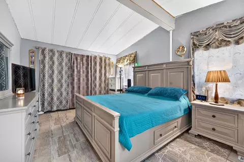 Bedroom - 1251 Huntington Ave, Thermal, CA 92274 photo 2 of 3