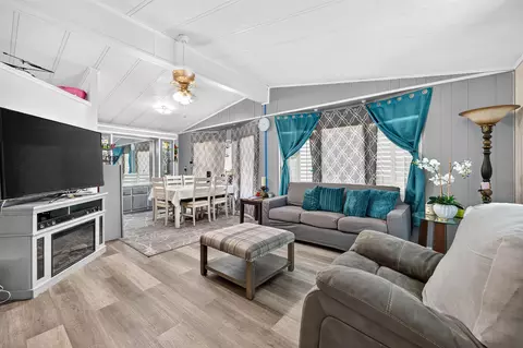 Living - 1251 Huntington Ave, Thermal, CA 92274 photo 2 of 4