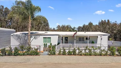 18306 Oleander St, Lake Elsinore, CA 92532