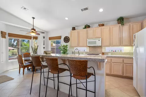 Kitchen - 45376 Shaugnessy Dr, Indio, CA 92201 photo 1 of 2