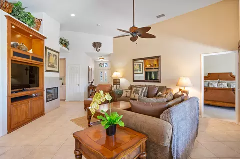 Living - 45376 Shaugnessy Dr, Indio, CA 92201 photo 3 of 4