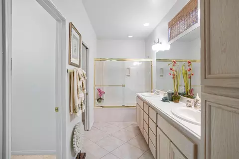 Bath - 45376 Shaugnessy Dr, Indio, CA 92201 photo 1 of 3