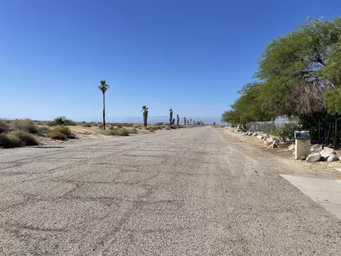 3003 Camino Dr, Thermal, CA 92274 photo 3