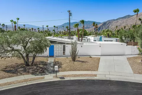 859 E Grace Cir, Palm Springs, CA 92262