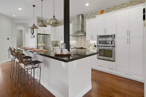 Kitchen - 51250 Charlbury St, Indio, CA 92201 photo 2 of 4