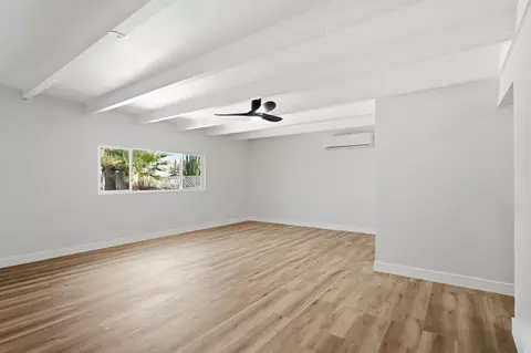 Living - 43581 Oasis St, Indio, CA 92201 photo 5 of 5