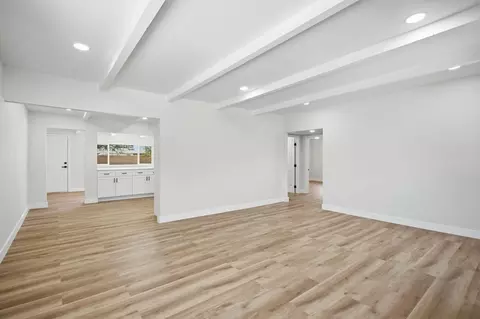 Living - 43581 Oasis St, Indio, CA 92201 photo 3 of 5