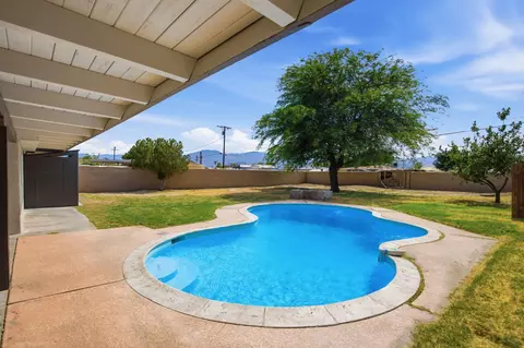 Exterior - 43581 Oasis St, Indio, CA 92201 photo 3 of 6
