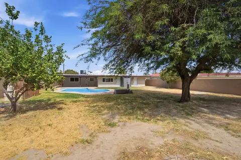 Exterior - 43581 Oasis St, Indio, CA 92201 photo 4 of 6