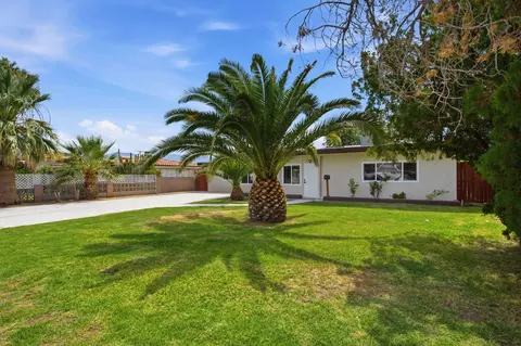Exterior - 43581 Oasis St, Indio, CA 92201 photo 5 of 6