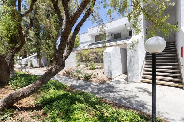 5301 E Waverly Dr, Palm Springs, CA 92264