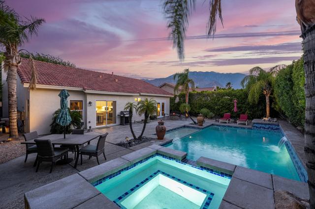1598 Amelia Way, Palm Springs, CA 92262