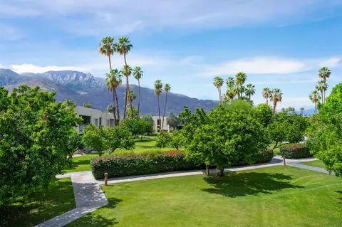 439 Desert Lakes Drive Dr, Palm Springs, CA 92264
