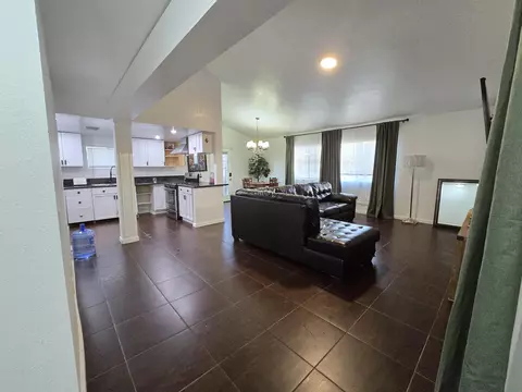 Living - 5469 Chia Ave, Twentynine Palms, CA 92277 photo 2 of 2