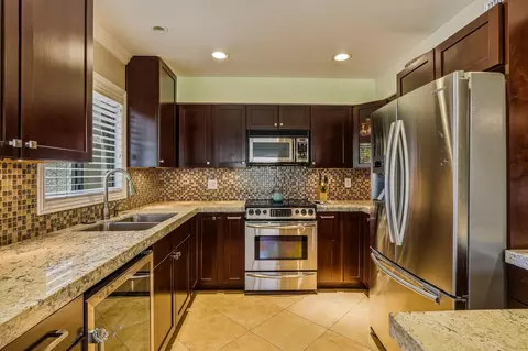 6025 Arroyo Rd, Palm Springs, CA 92264