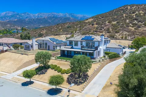 View/Area - 13435 Canyon Crest Rd, Yucaipa, CA 92399 photo 1 of 13