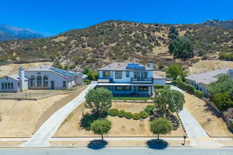 View/Area - 13435 Canyon Crest Rd, Yucaipa, CA 92399 photo 2 of 13