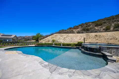 Exterior - 13435 Canyon Crest Rd, Yucaipa, CA 92399 photo 6 of 18