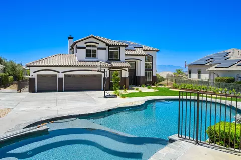 Exterior - 13435 Canyon Crest Rd, Yucaipa, CA 92399 photo 11 of 18