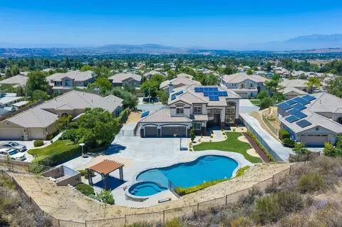 View/Area - 13435 Canyon Crest Rd, Yucaipa, CA 92399 photo 12 of 13