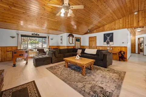 Living - 41640 Mockingbird Dr, Big Bear Lake, CA 92315 photo 2 of 3