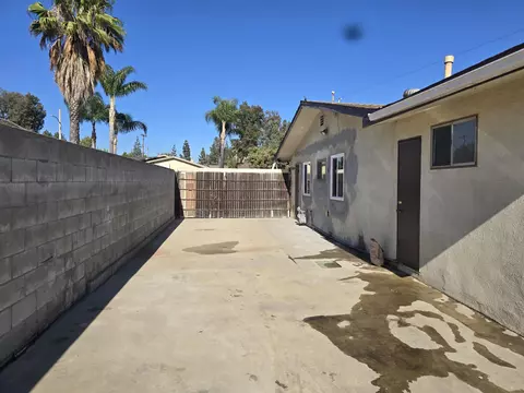 9262 Camulos Ave, Montclair, CA 91763 photo 8